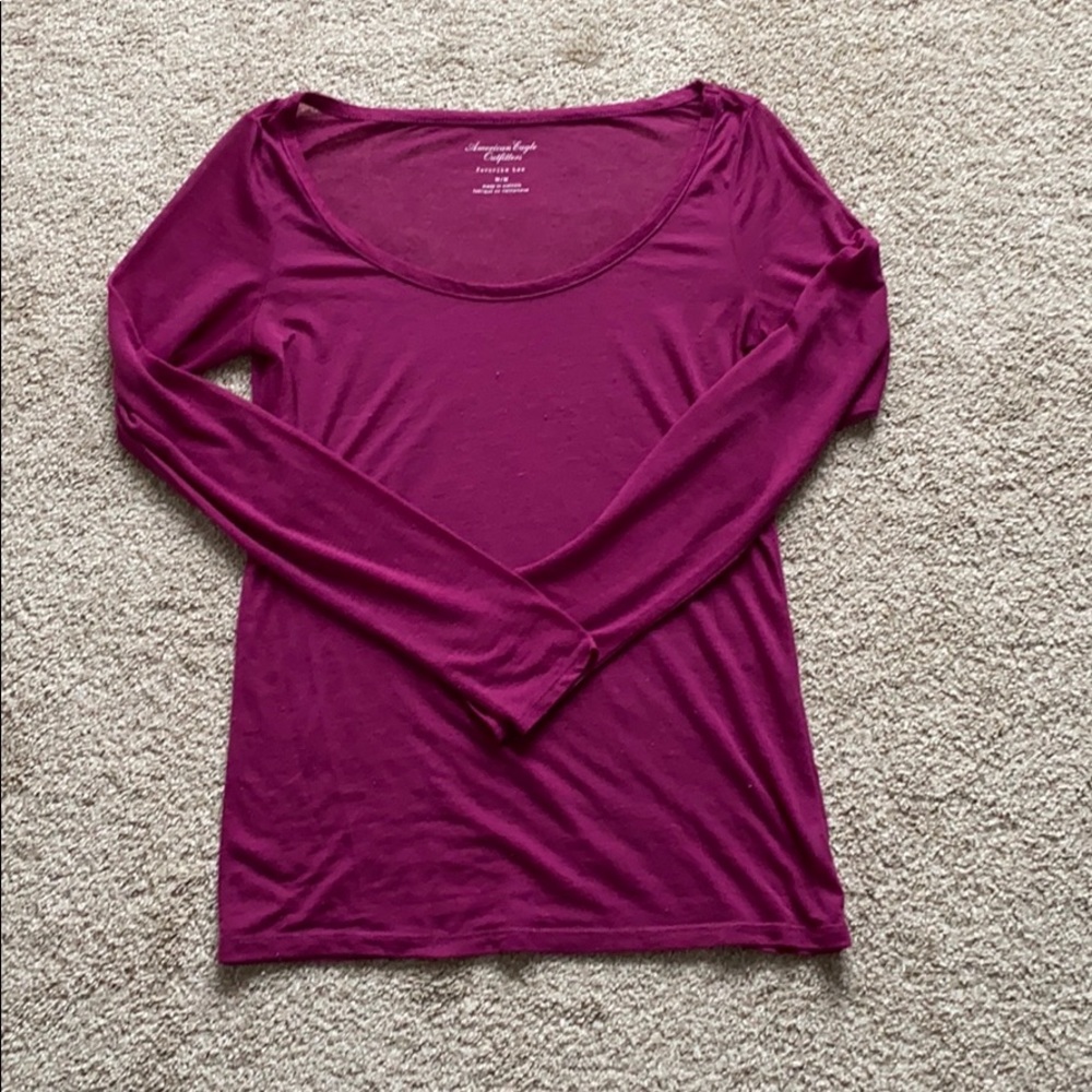 American eagle “favourite tee”